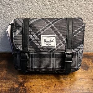 Herschel Supply Company Retreat Crossbody Mini - Greyscale Plaid